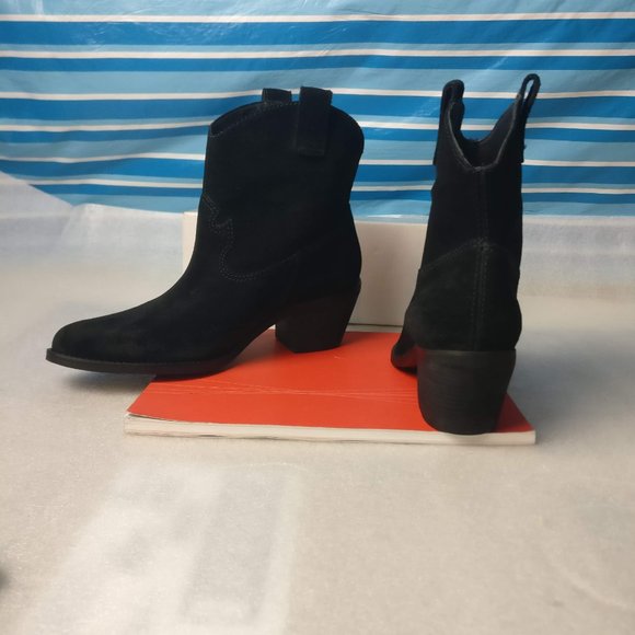 Free People Western boot ALL LEATHER Cowboy Low heel ankle boot 6.5us /4.5uk New - Picture 1 of 12